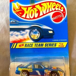 1995 Hot Wheels #275 Race Team Series 1/4 LUMINA STOCKER Blue w/7 Spokes…